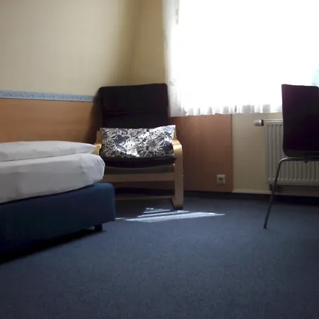 Zum Grunewald Hotel 3*