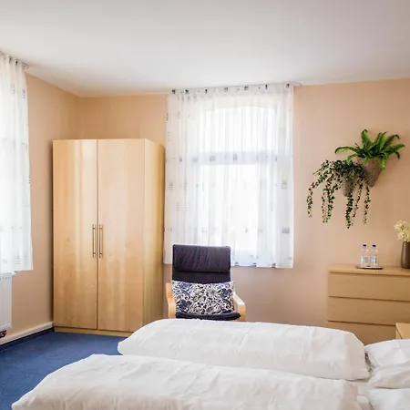 Zum Grunewald Hotel 3*