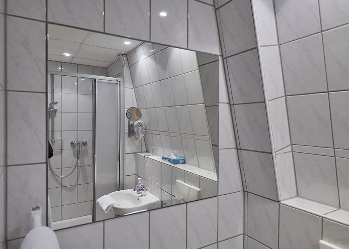 Hotel Zum Grunewald 3*